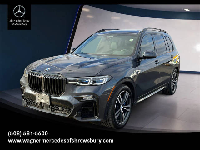 2021 BMW X7 M50i AWD photo