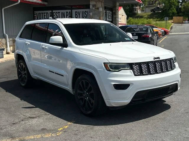 2020 Jeep Grand Cherokee Altitude 4WD photo