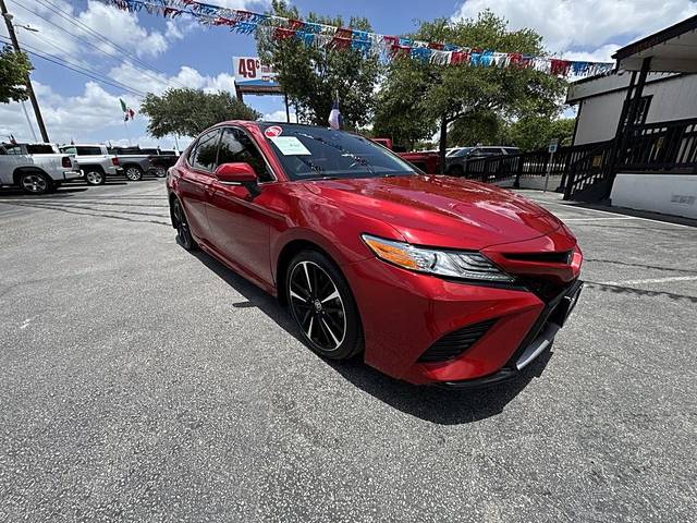 2020 Toyota Camry XSE FWD photo