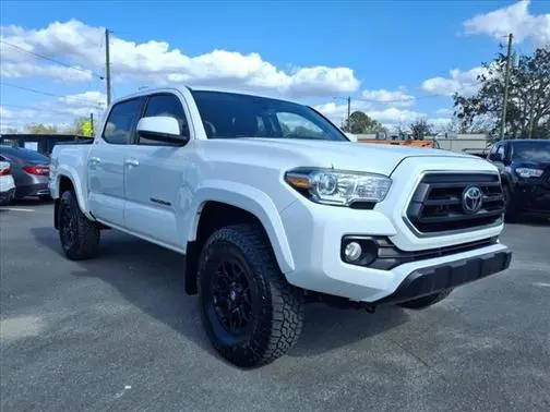 2020 Toyota Tacoma SR5 4WD photo