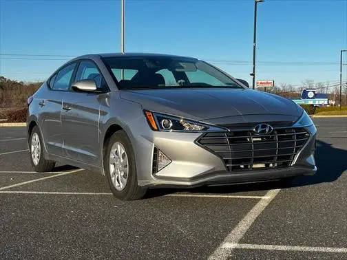 2020 Hyundai Elantra SE FWD photo