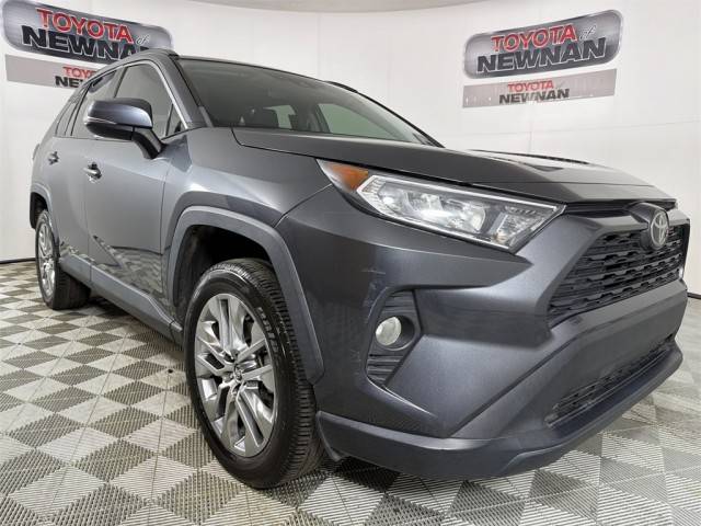 2020 Toyota RAV4 XLE Premium FWD photo