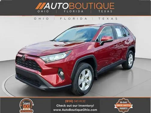 2020 Toyota RAV4 XLE AWD photo