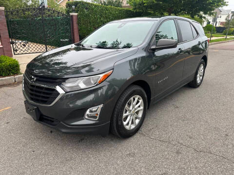 2020 Chevrolet Equinox LS FWD photo