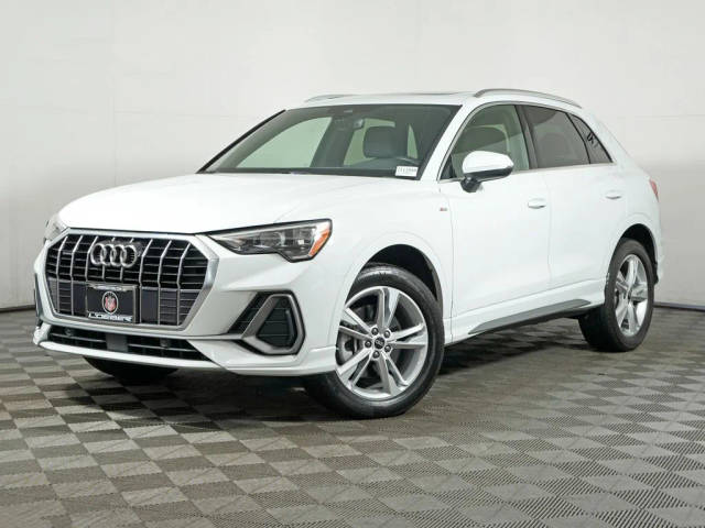 2021 Audi Q3 S line Premium AWD photo