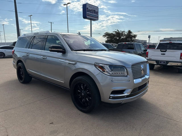 2020 Lincoln Navigator L Reserve 4WD photo