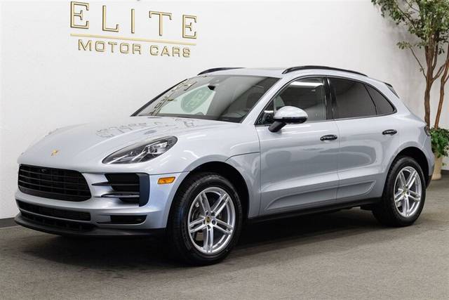 2020 Porsche Macan AWD photo