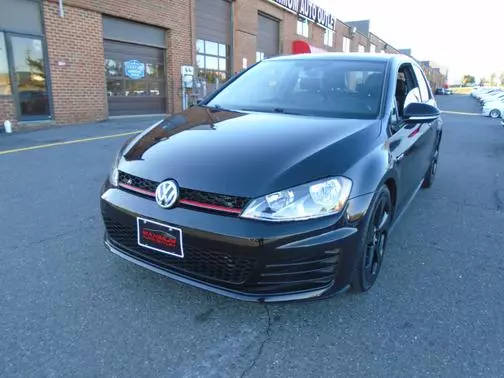 2016 Volkswagen Golf GTI SE FWD photo