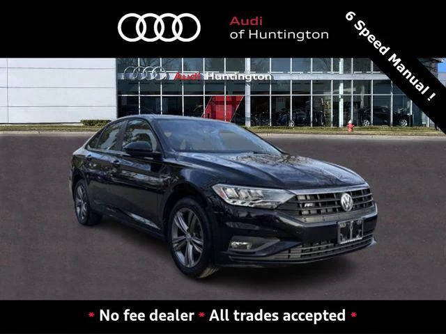 2020 Volkswagen Jetta R-Line FWD photo