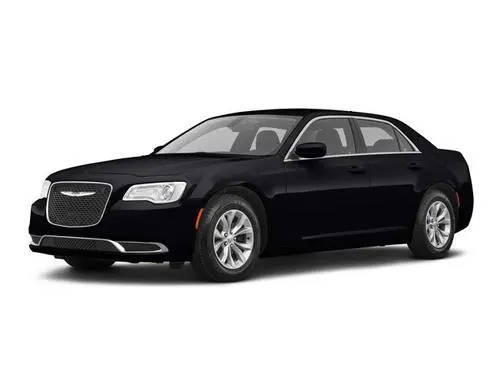 2020 Chrysler 300 Touring RWD photo