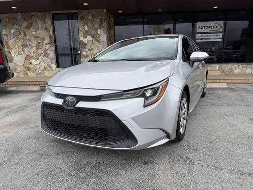 2020 Toyota Corolla LE FWD photo