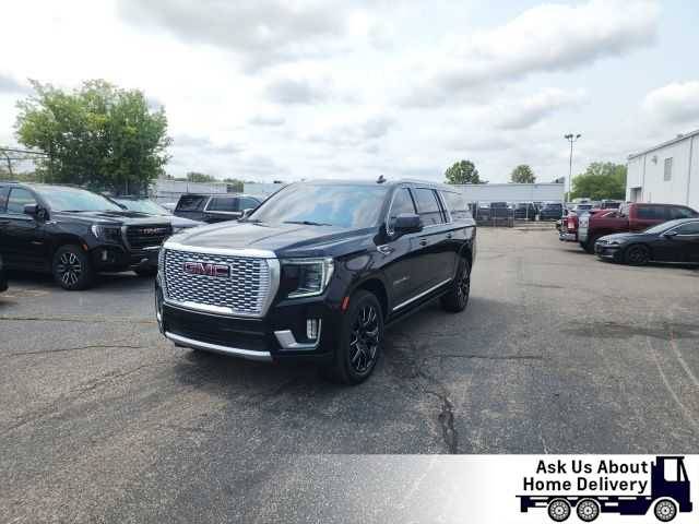 2021 GMC Yukon XL Denali 4WD photo