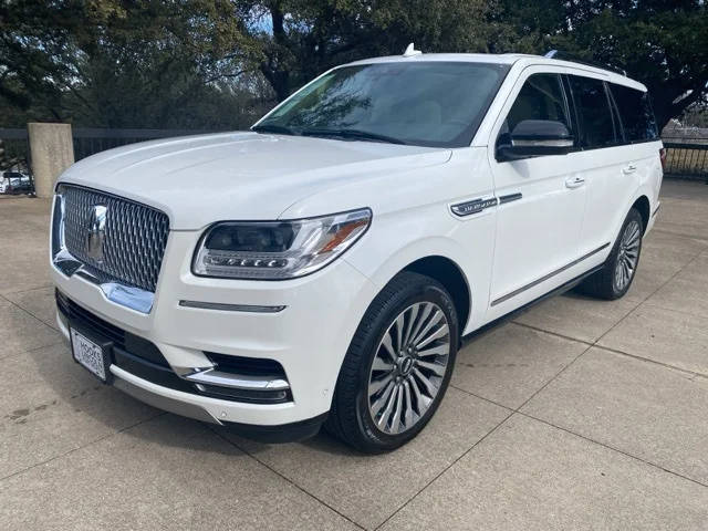 2020 Lincoln Navigator Reserve RWD photo