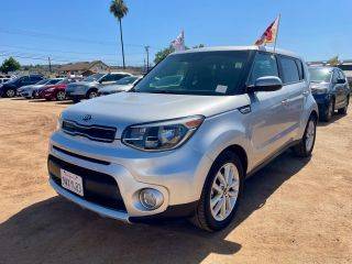 2019 Kia Soul + FWD photo