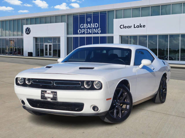 2020 Dodge Challenger SXT RWD photo