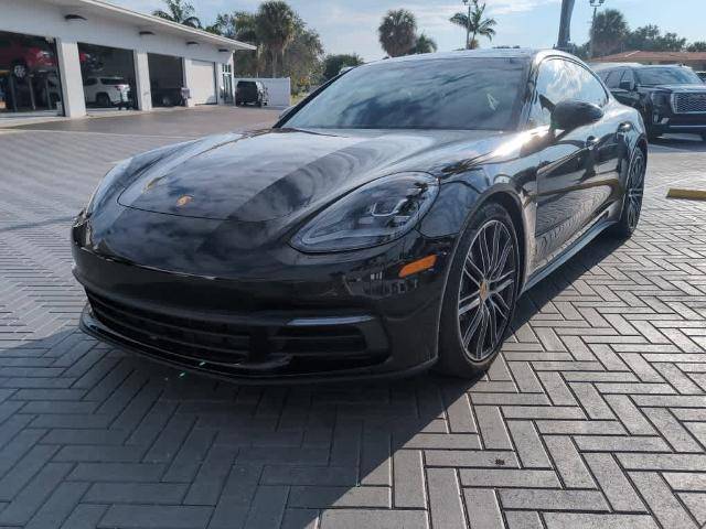 2020 Porsche Panamera 4 AWD photo