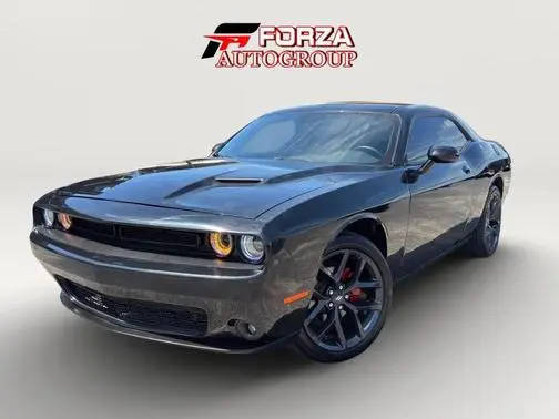 2020 Dodge Challenger SXT RWD photo
