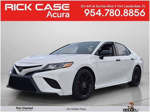 2020 Toyota Camry SE Nightshade FWD photo