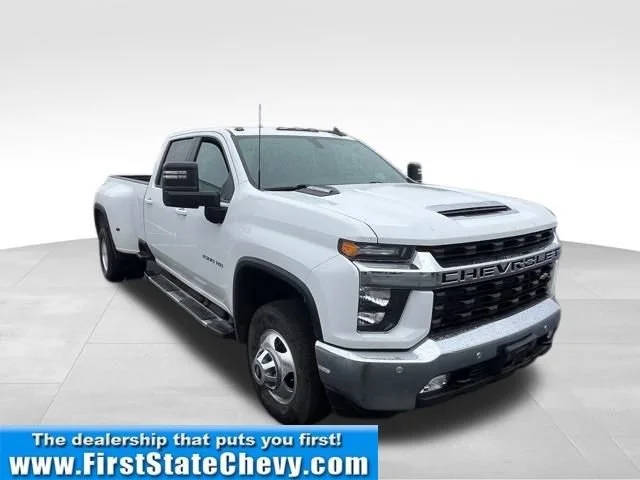 2020 Chevrolet Silverado 3500HD LT 4WD photo