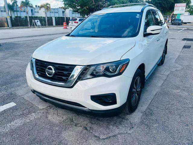 2020 Nissan Pathfinder S FWD photo