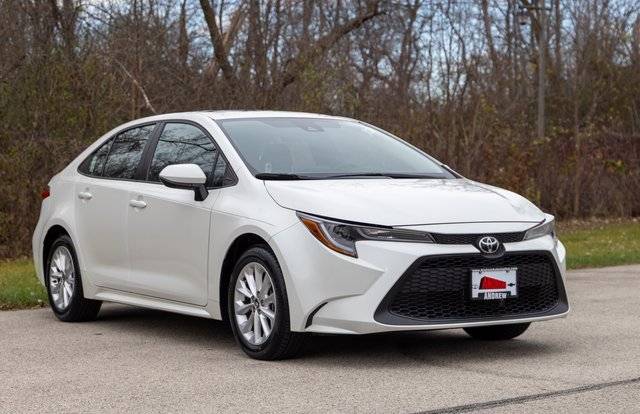 2021 Toyota Corolla LE FWD photo