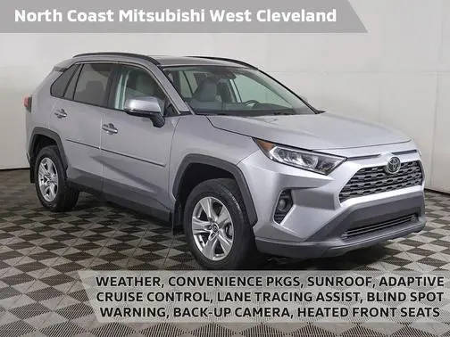 2021 Toyota RAV4 XLE AWD photo
