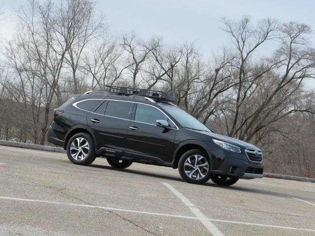 2021 Subaru Outback Touring XT AWD photo
