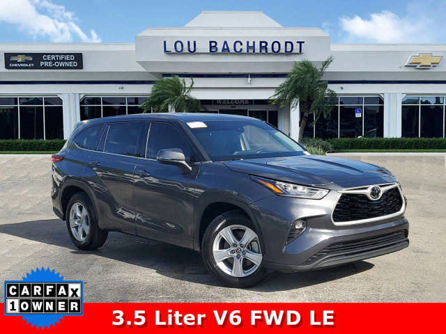 2020 Toyota Highlander LE FWD photo