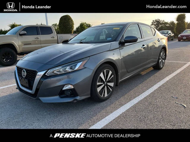 2020 Nissan Altima 2.5 SV FWD photo