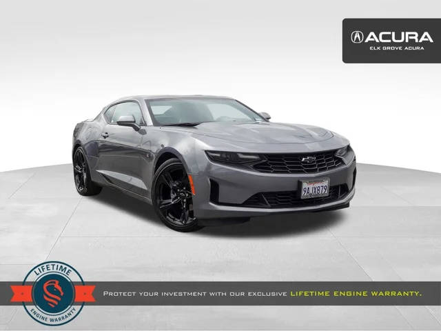 2021 Chevrolet Camaro 2LT RWD photo