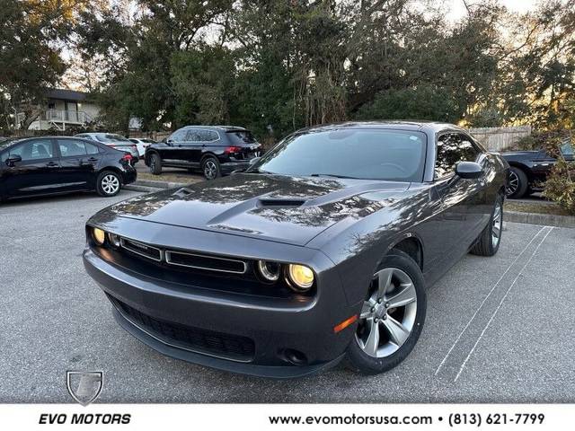 2019 Dodge Challenger SXT RWD photo