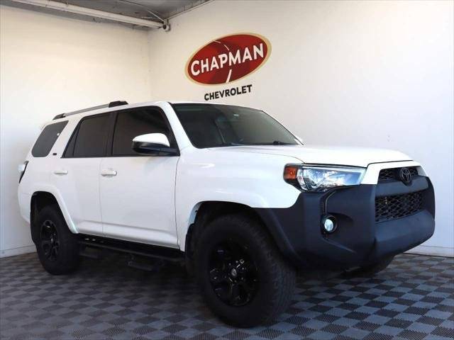 2019 Toyota 4Runner SR5 4WD photo