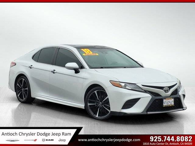 2018 Toyota Camry XSE V6 FWD photo