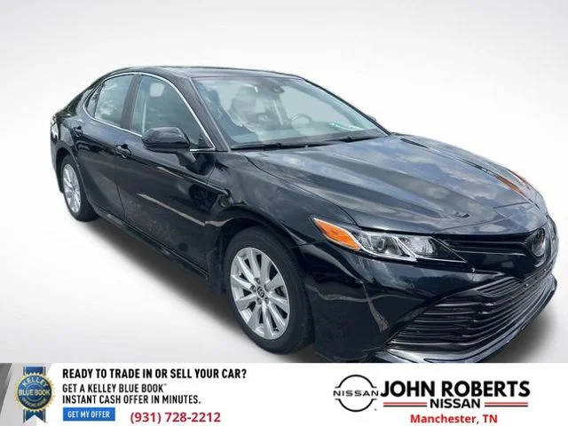 2020 Toyota Camry LE FWD photo