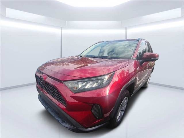 2020 Toyota RAV4 LE FWD photo