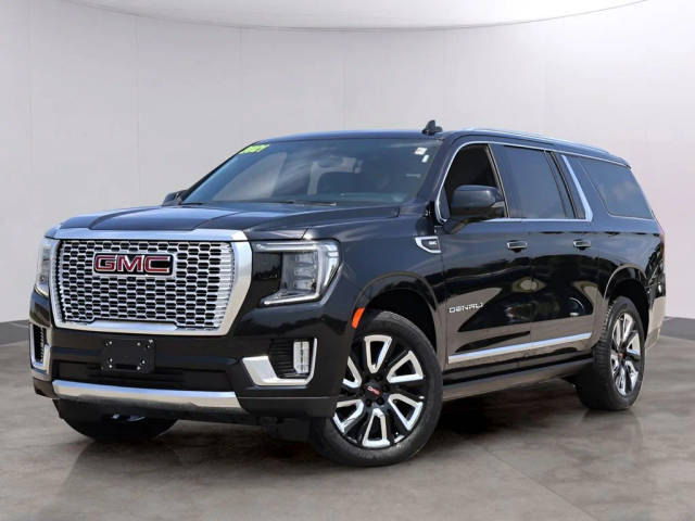 2021 GMC Yukon XL Denali 4WD photo