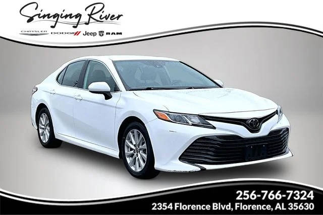 2020 Toyota Camry LE FWD photo