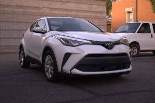 2021 Toyota C-HR LE FWD photo