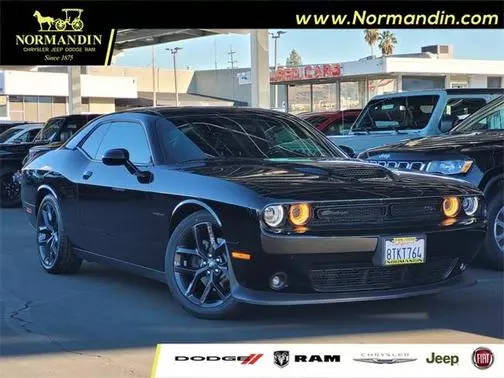 2020 Dodge Challenger R/T RWD photo