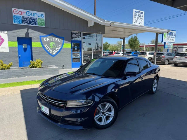 2017 Dodge Charger SE RWD photo