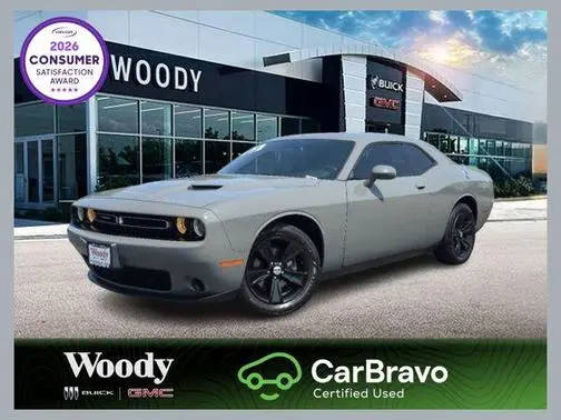 2019 Dodge Challenger SXT RWD photo