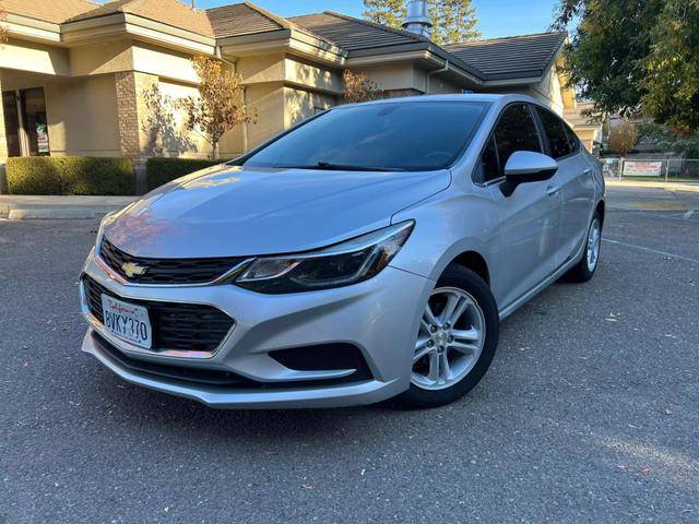 2018 Chevrolet Cruze LT FWD photo