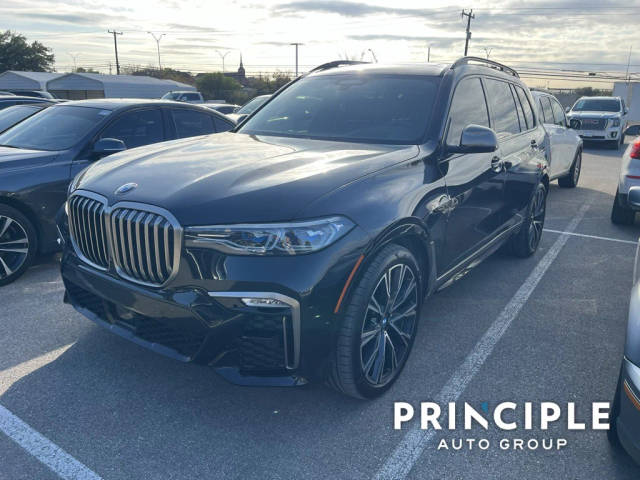 2021 BMW X7 M50i AWD photo