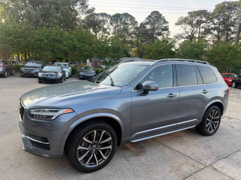 2016 Volvo XC90 T6 Momentum AWD photo