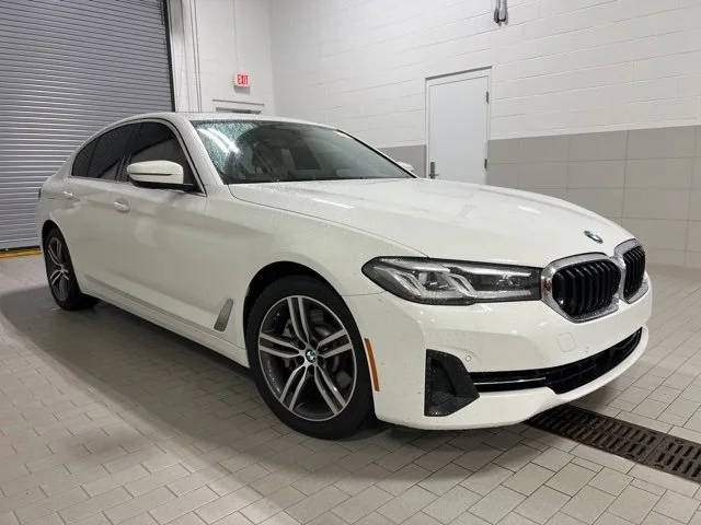 2021 BMW 5 Series 530i xDrive AWD photo