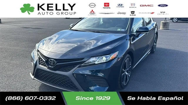 2020 Toyota Camry SE AWD photo