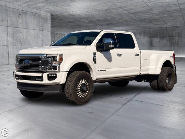 2020 Ford F-450 Super Duty Platinum 4WD photo
