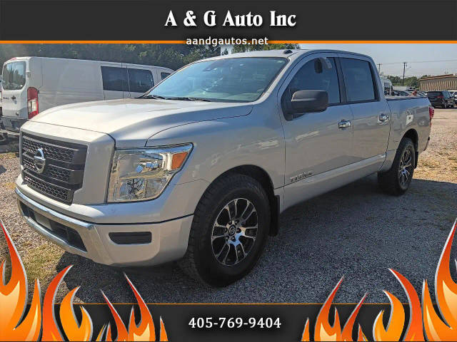 2021 Nissan Titan SV RWD photo