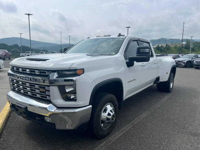2020 Chevrolet Silverado 3500HD LT 4WD photo