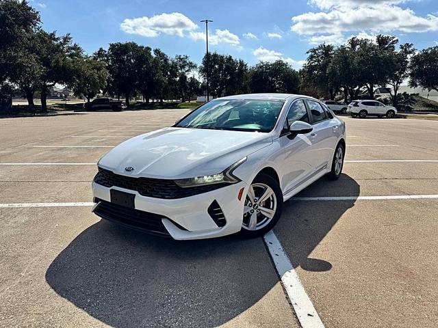 2021 Kia K5 LX FWD photo